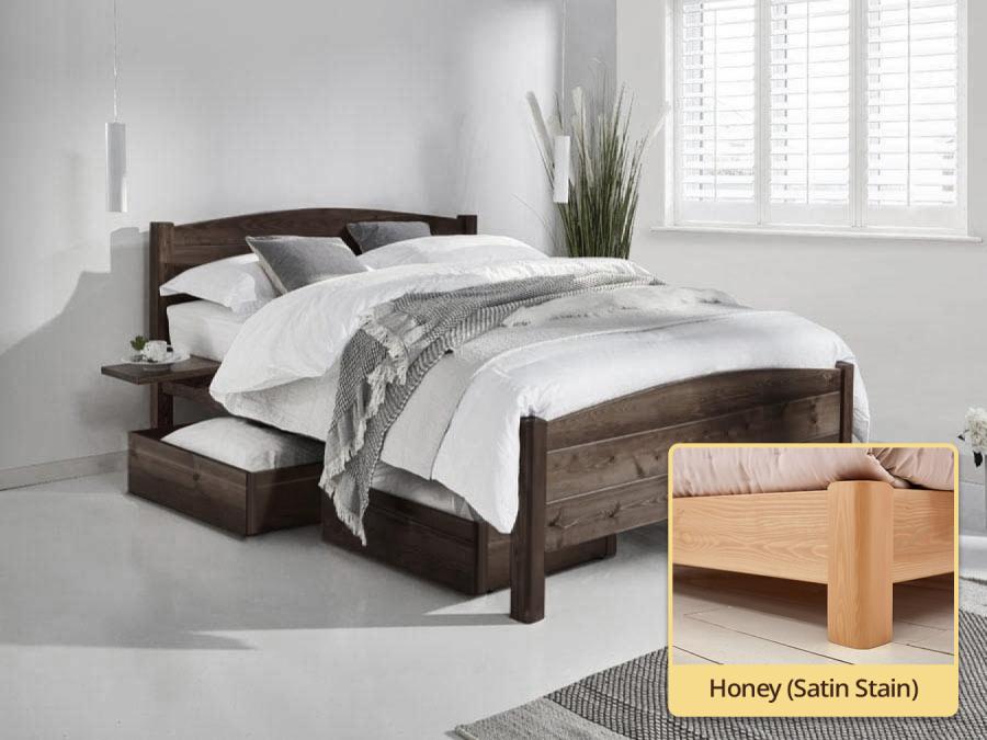 Traditional Country Bed honey
