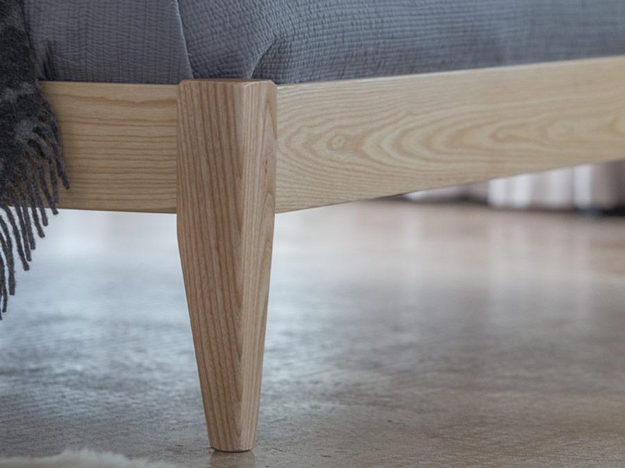 wooden bed tapered leg