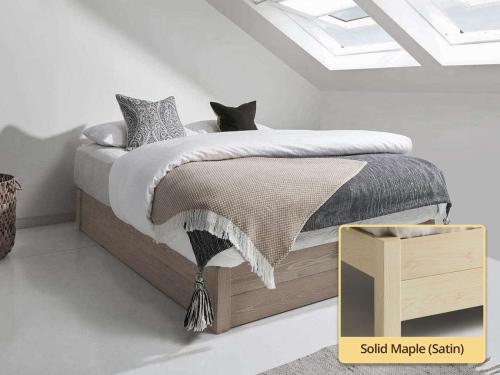 Ottoman Storage Bed (No Headboard / Space Saver) solid maple