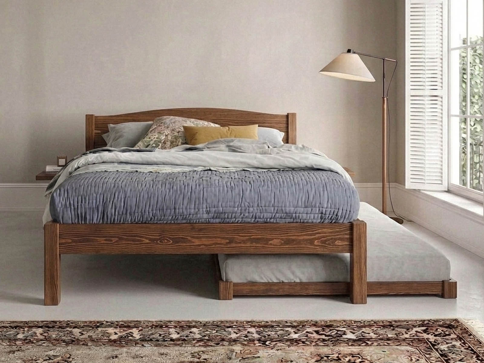 Classic trundle bed